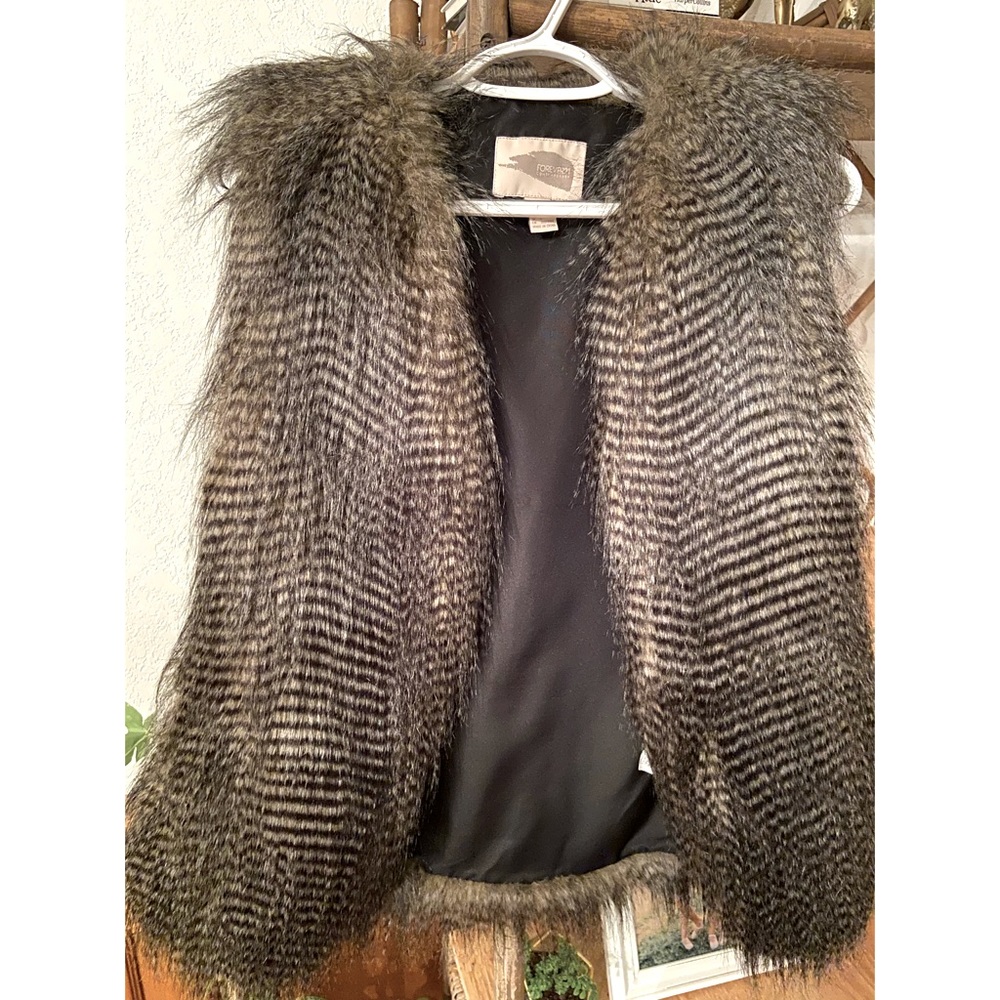 Forever 21 Faux Ostrich Vest